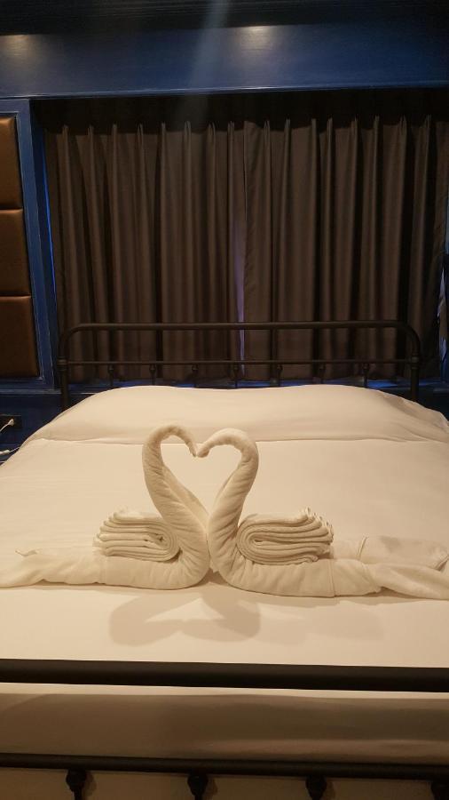 bangkok bed place Buitenkant foto